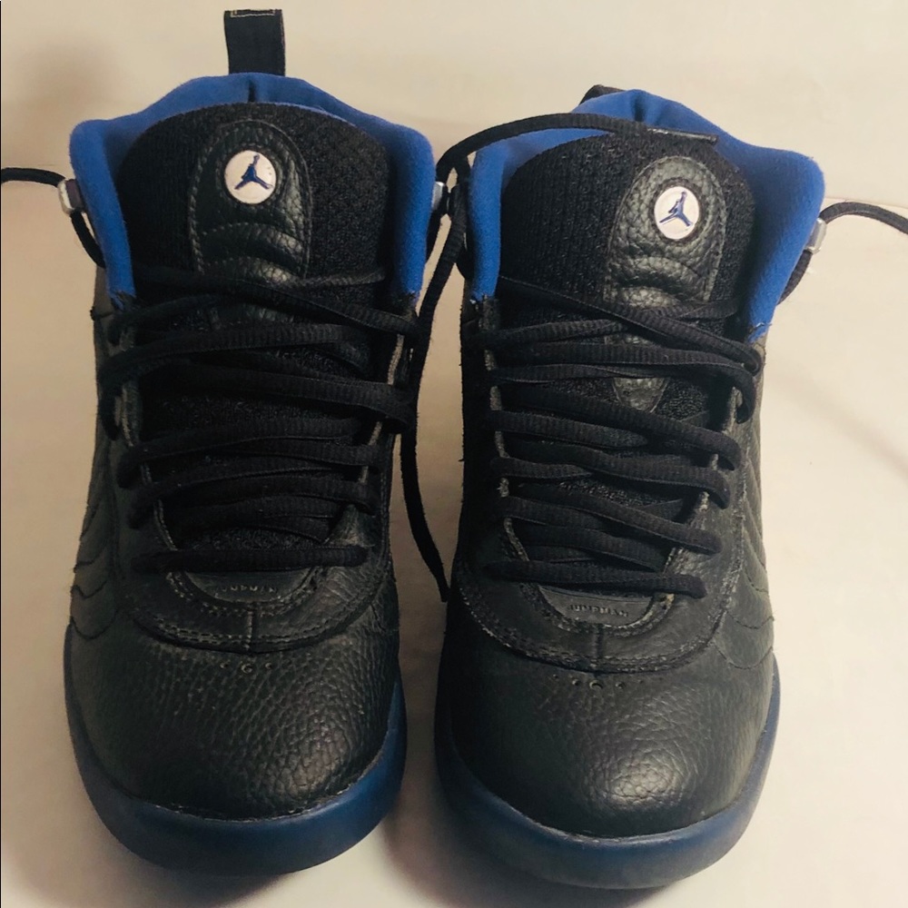 Black and blue jumpmans